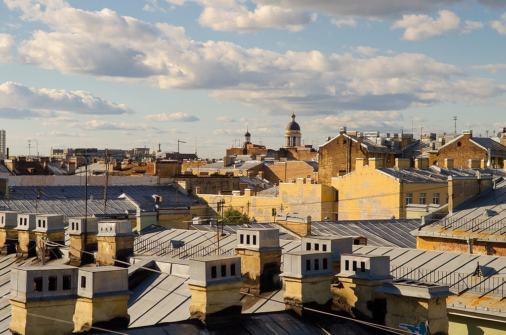 Book your travel arrangements to MANIFESTA 10 online!